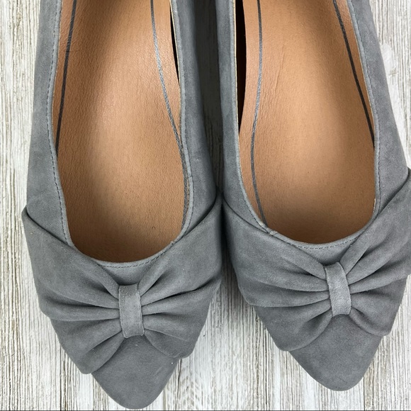 Vionic Gray Suede Pointed Toe Ballet Flats 8 Comfort Shoes - Picture 4 of 10